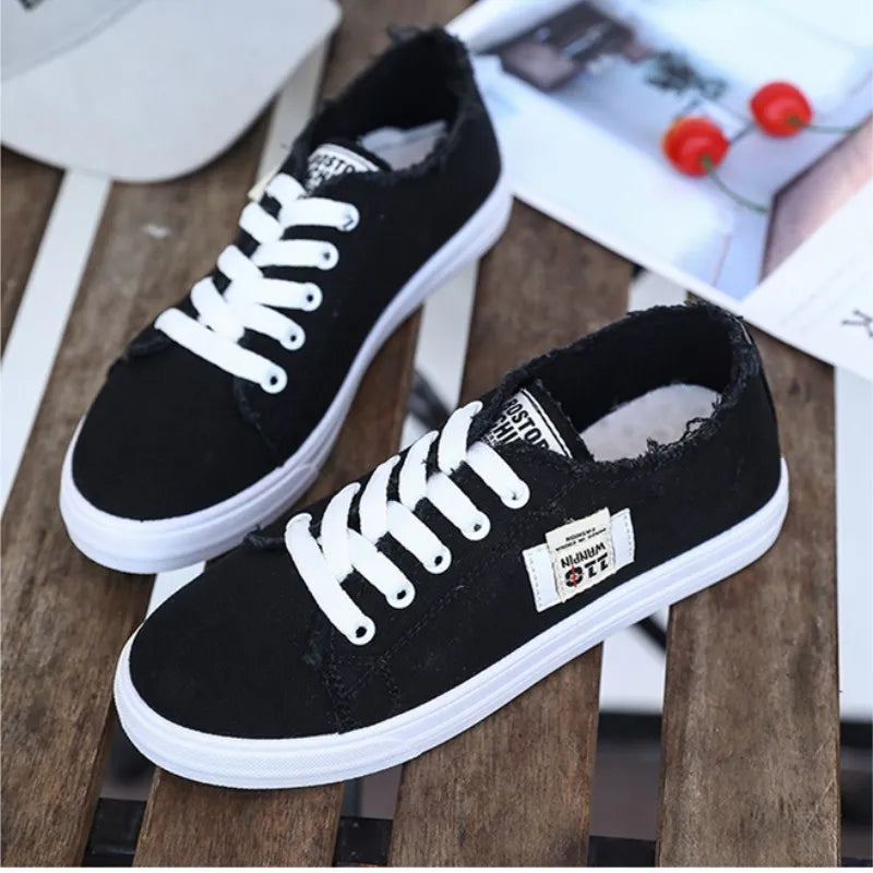 Daria Casual Sneakers